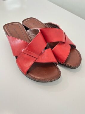 Naturalizer Red Leather Crisscross Slide Sandals Comfort Shoe Slip-On